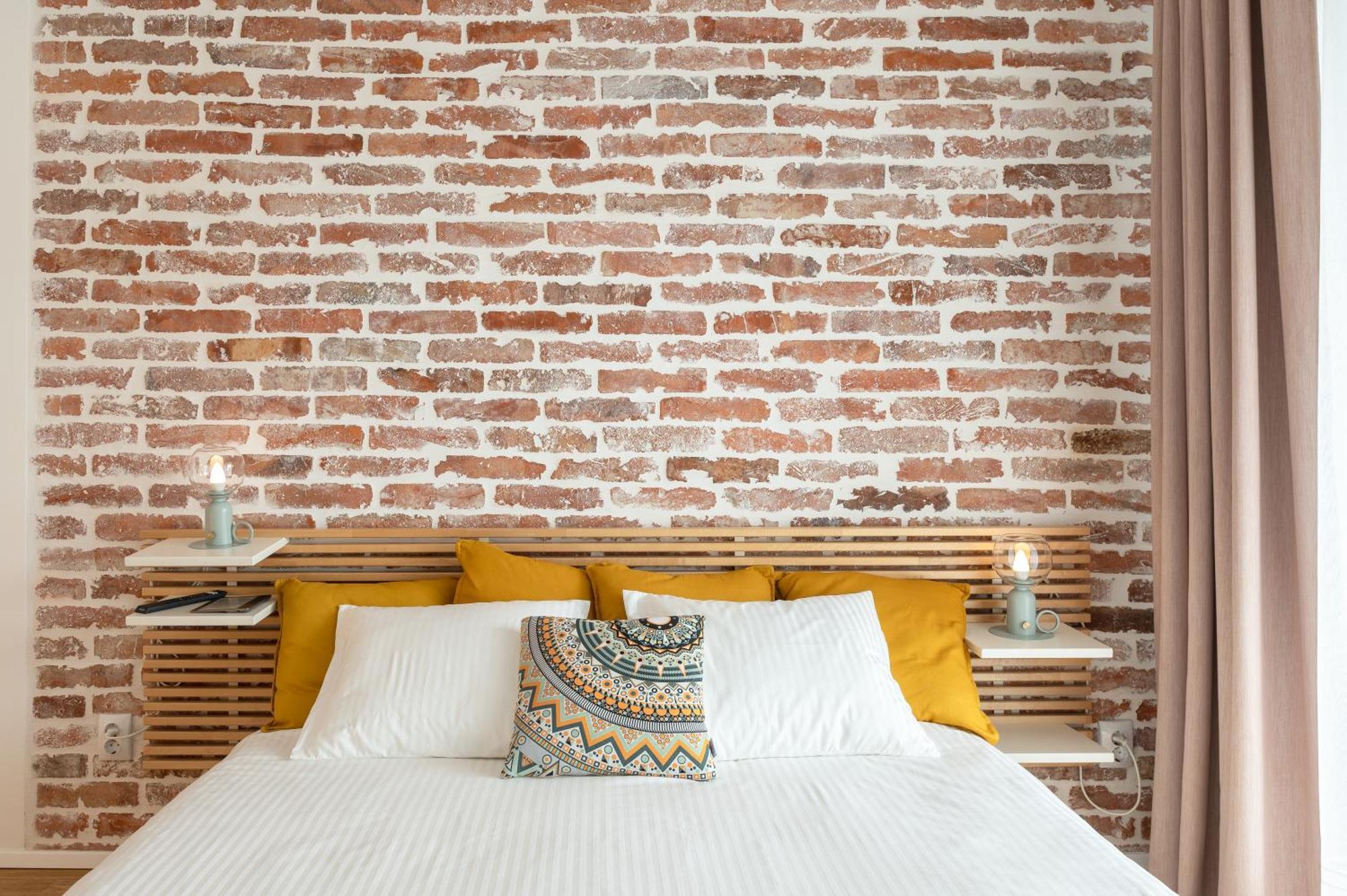 Bonjour Apartment Cluj-Napoca Ngoại thất bức ảnh