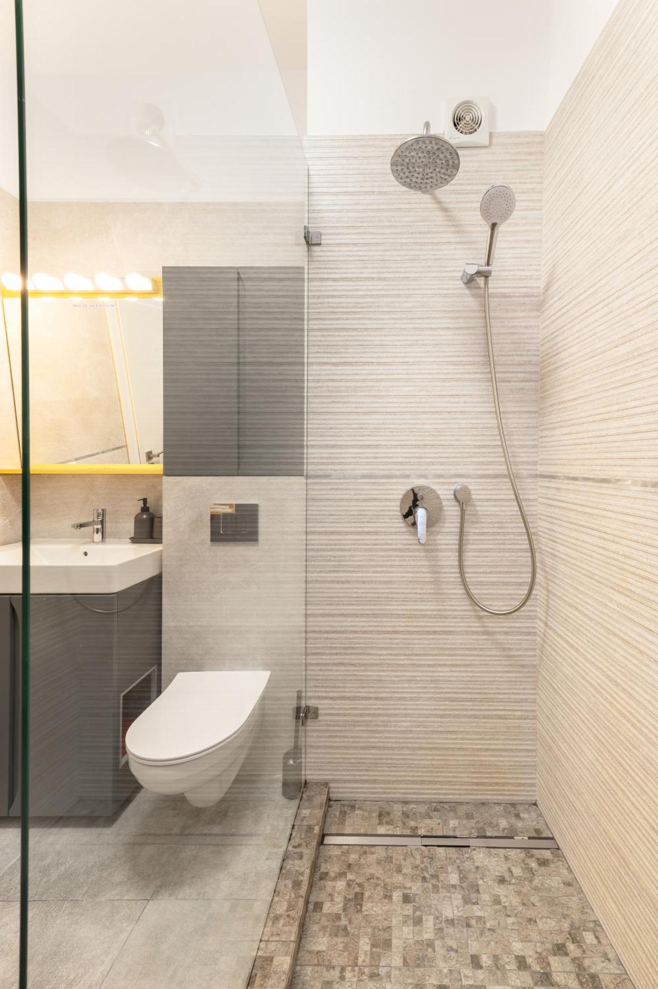 Bonjour Apartment Cluj-Napoca Ngoại thất bức ảnh